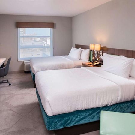 Hilton Garden Inn Little Rock Downtown מראה חיצוני תמונה