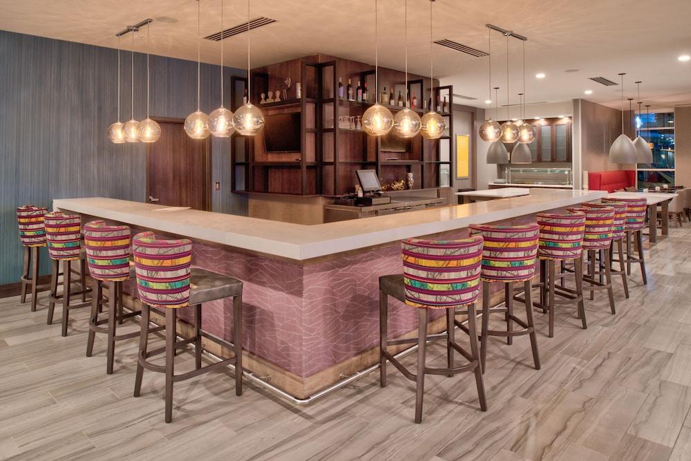 Hilton Garden Inn Little Rock Downtown מראה חיצוני תמונה
