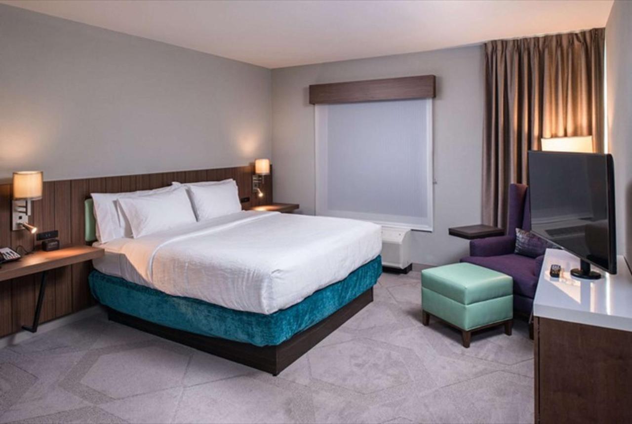Hilton Garden Inn Little Rock Downtown מראה חיצוני תמונה